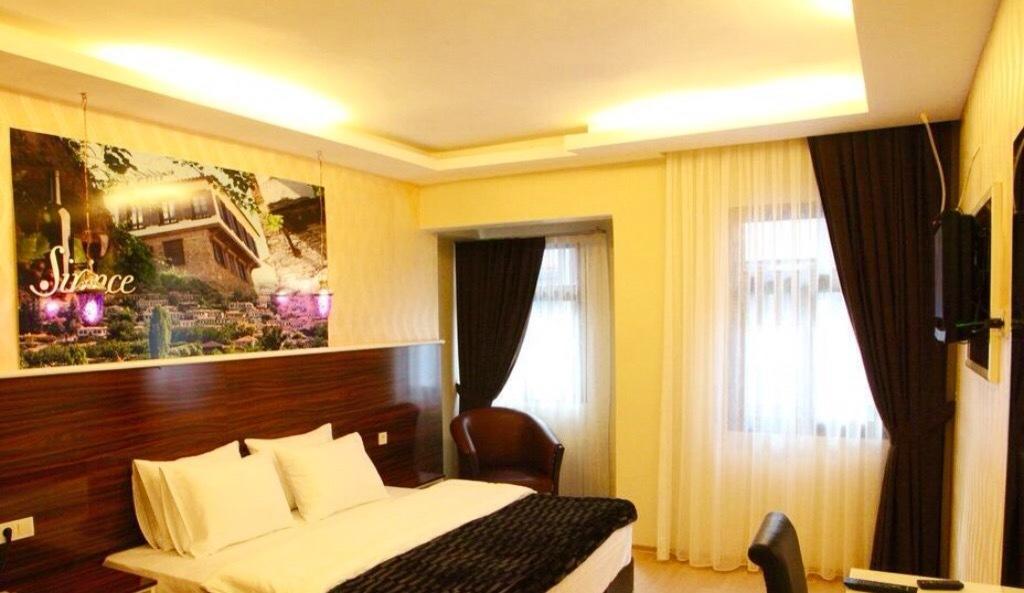 Otel Lucid
