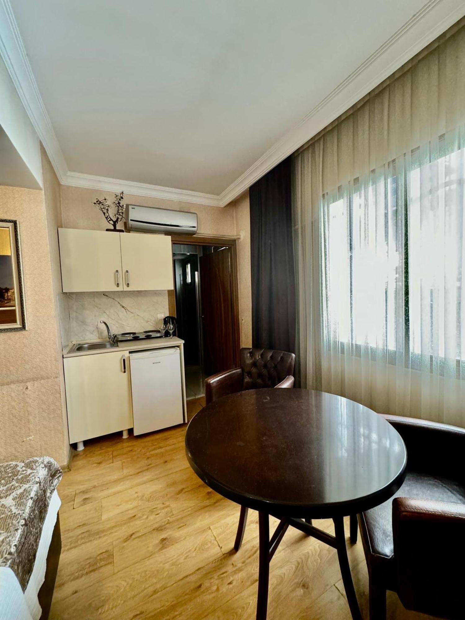 Hotel Lucid 4*