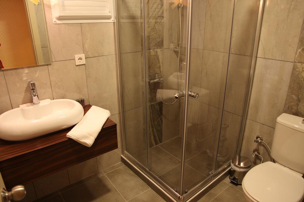 Lucid Hotel 4*