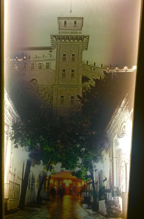 Hotel Lucid